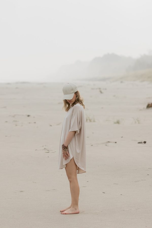 T-shirt dress beige - obrazek 8