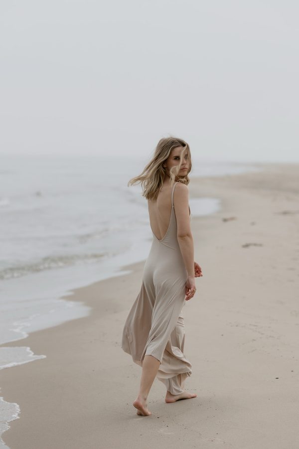 Overall beige