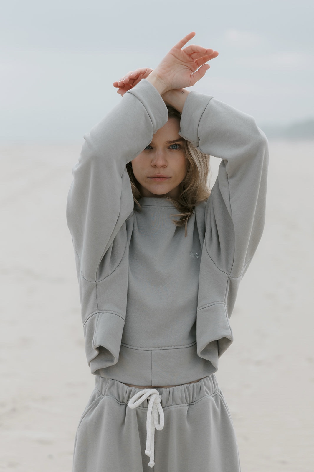 Sweatshirt grey - obrazek 7