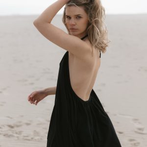 Backless mini