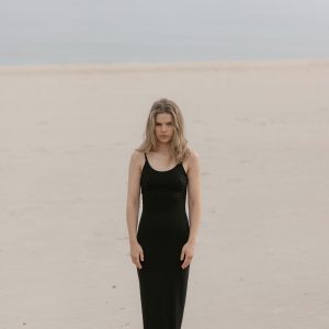 Backless long